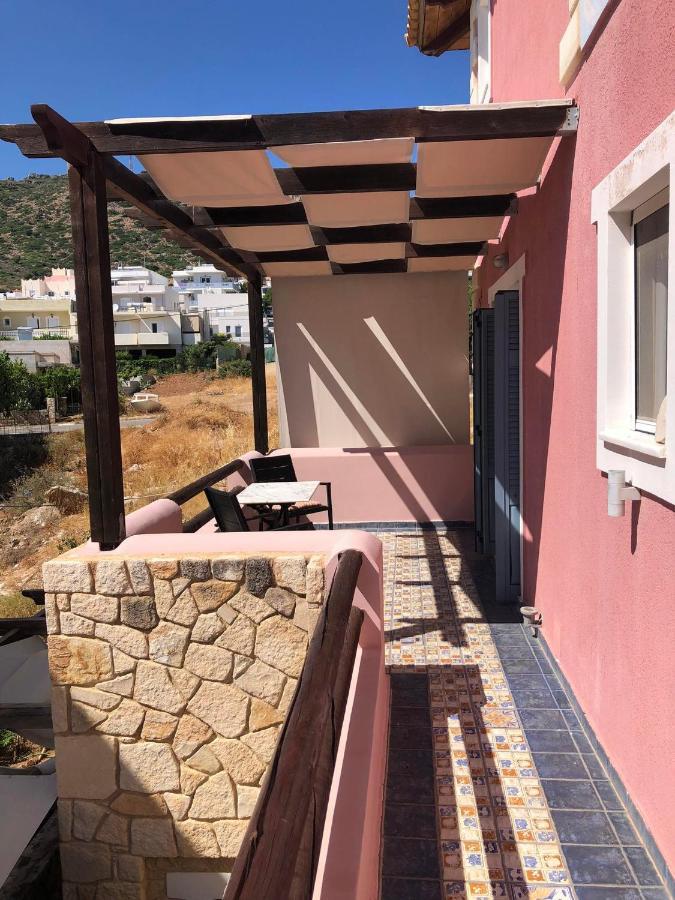 Apartamento Pink House Palaiochora Exterior foto